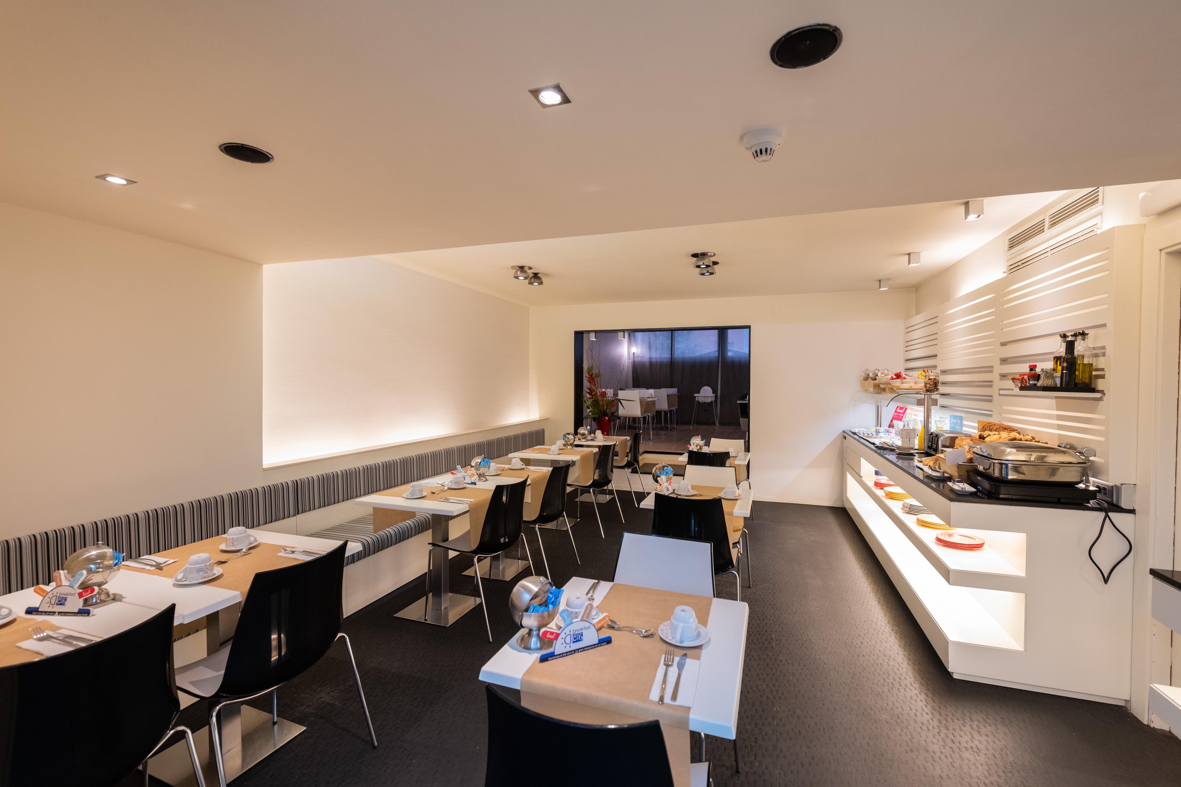 Atenea Rekord Suites Барселона Экстерьер фото