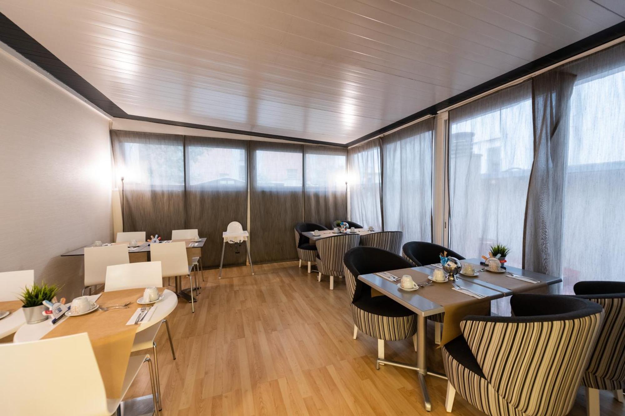 Atenea Rekord Suites Барселона Экстерьер фото