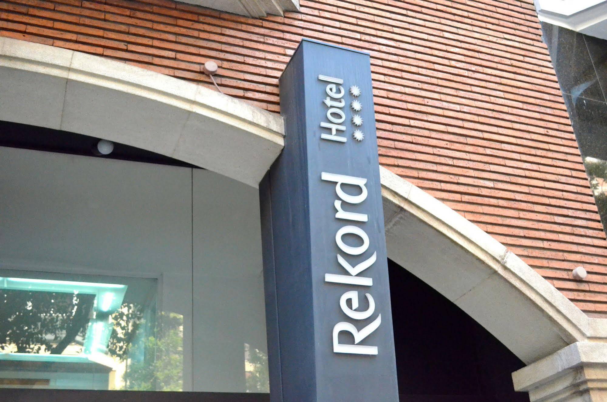 Atenea Rekord Suites Барселона Экстерьер фото