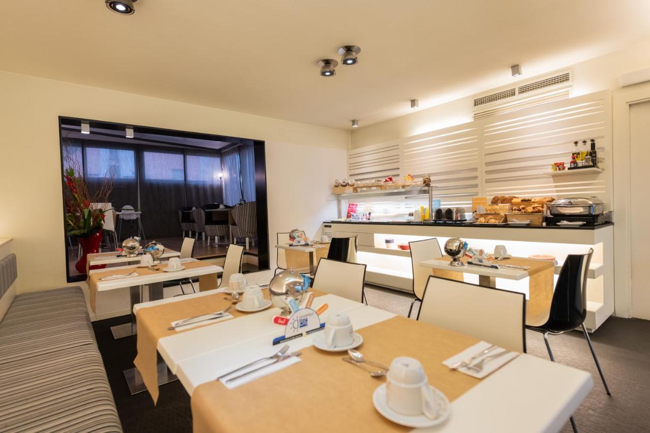 Atenea Rekord Suites Барселона Экстерьер фото